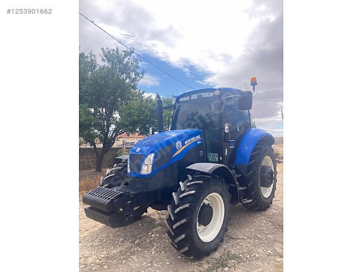 Machinery / Agricultural Machines / Tractors / New Holland / TR5.115