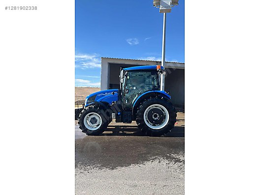 Machinery / Agricultural Machines / Tractors / New Holland / T5.100S 