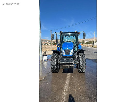 Machinery / Agricultural Machines / Tractors / New Holland / T5.100S 