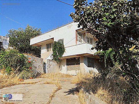 1.354 m2 İÇİNDE MANZARALI 2 KATLI DÖRTTEPE DE VİLLA Satılık Müstakil