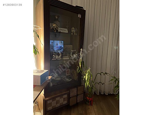 Used & Brand New Items / Antique / Furniture / Dining Room / Antique Buffet & China Cabinet