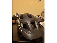 Tertemiz neredyse sıfır Decathlon 100 yarım kaskı