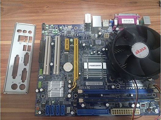 Foxconn 45CMX anakart+intel core 2 duo e7200+ddr2 2gb+250w psu - Anakart ve Tüm Masaüstü Bilgisayar Parçaları sahibinden.com'da