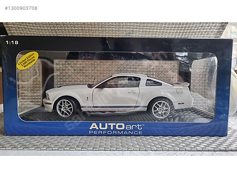 Autoart 1/18 Ford Shelby Cobra GT 500 Concept Limited Edition on