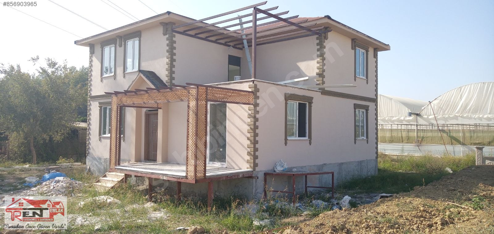 Emlak Ofisinden Satılık 4+1, 2250 m² Müstakil Ev 999.000 TL�ye