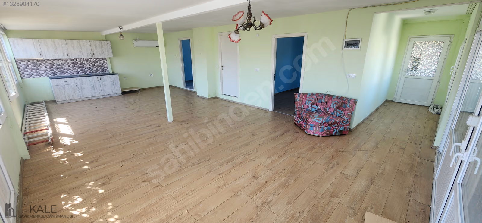 Gümbet'de Anayola Yakın Üst Kat Geniş 2+1