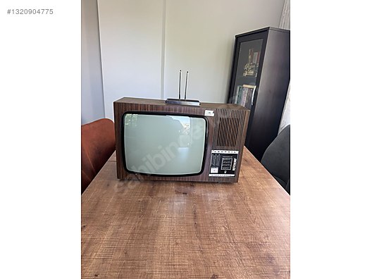 GRUDIG 4 kanallı ahşap kasa siyah beyaz antika tv on sahibinden
