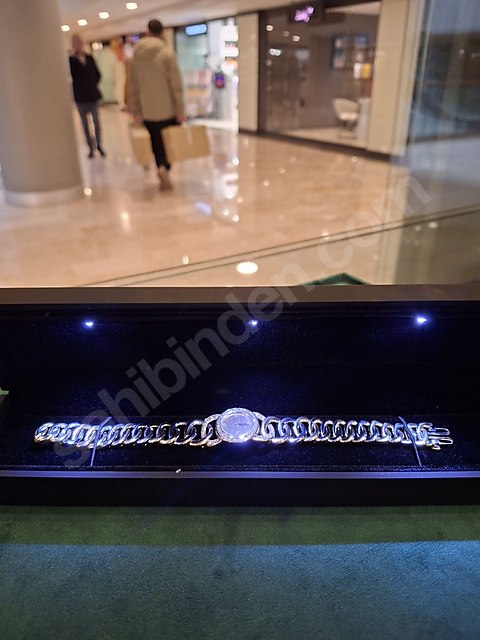 muchever ve saat için aksesuar