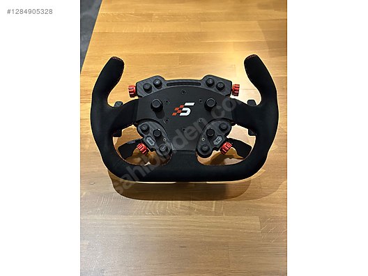 Used & Brand New Items / Gaming & Gamers Exclusive / Gaming Equipment / PC Game Racing Wheels