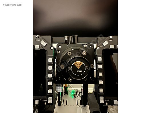 Used & Brand New Items / Gaming & Gamers Exclusive / Gaming Equipment / PC Game Racing Wheels