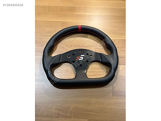 Used & Brand New Items / Gaming & Gamers Exclusive / Gaming Equipment / PC Game Racing Wheels