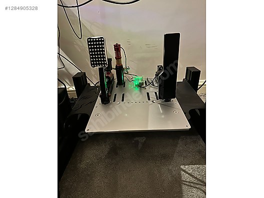 Used & Brand New Items / Gaming & Gamers Exclusive / Gaming Equipment / PC Game Racing Wheels