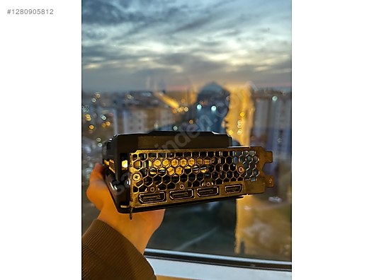 Used & Brand New Items / Computers / Desktops / Desktop Components / Graphics Cards