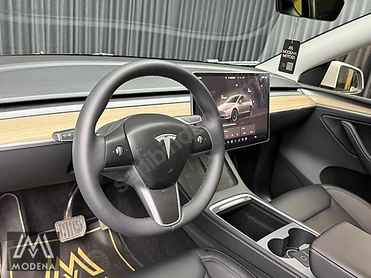 Vasıta / Otomobil / Tesla / Model Y / RWD (Legacy)