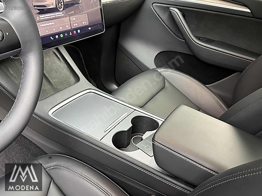 Vasıta / Otomobil / Tesla / Model Y / RWD (Legacy)