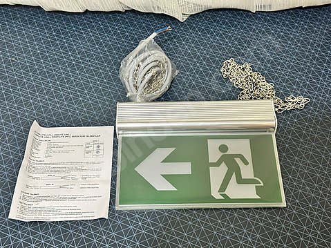 Şarjlı Acil Çıkış Levhası 