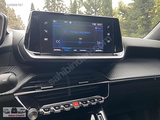 Vasıta / Arazi, SUV & Pickup / Peugeot / 2008 / 1.2 PureTech / Allure