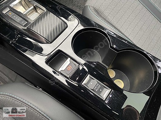 Vasıta / Arazi, SUV & Pickup / Peugeot / 2008 / 1.2 PureTech / Allure