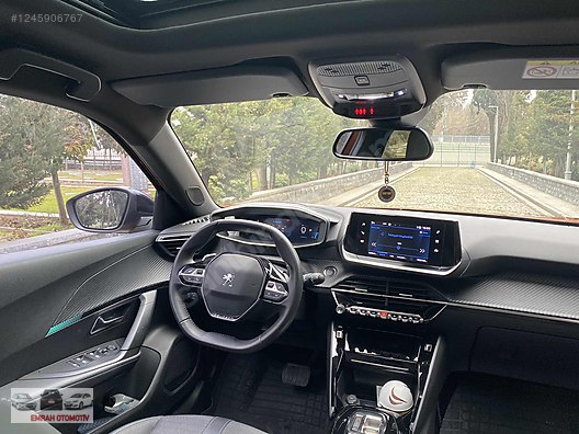 Vasıta / Arazi, SUV & Pickup / Peugeot / 2008 / 1.2 PureTech / Allure