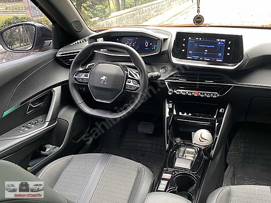 Vasıta / Arazi, SUV & Pickup / Peugeot / 2008 / 1.2 PureTech / Allure