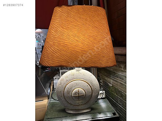 Used & Brand New Items / Home Decor / Lighting / Lampshade & Desk Lamp