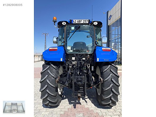 Machinery / Agricultural Machines / Tractors / New Holland / TR5.115