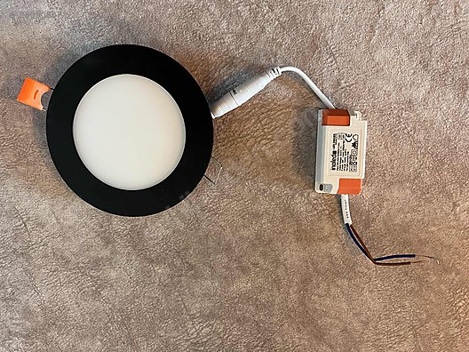 Used & Brand New Items / Garden & Home Improvement / Home Improvement / Lighting / Wholesale Lots