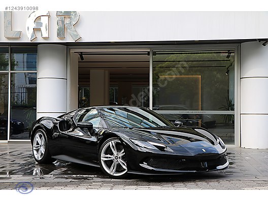 Vasıta / Otomobil / Ferrari / 296 / GTB