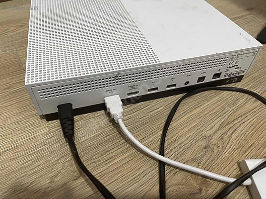 İkinci El ve Sıfır Alışveriş / Oyunculara Özel / Oyun Konsolu / Xbox One S