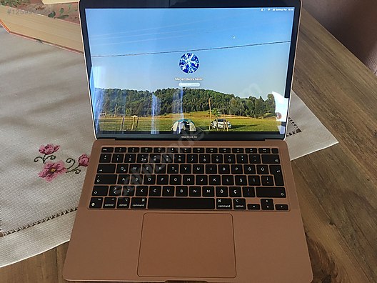 Used & Brand New Items / Computers / Laptops & Notebooks / Laptops / Apple Macbook