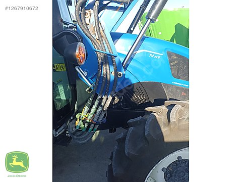 Machinery / Agricultural Machines / Tractors / New Holland / T4.75S