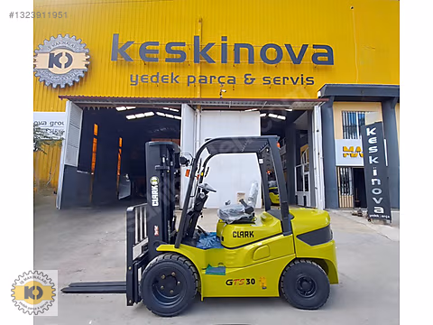 PEŞİN FİYATINA 12 AY TAKSİT 2026 CLARK 3 TON DİZEL FORKLİFT