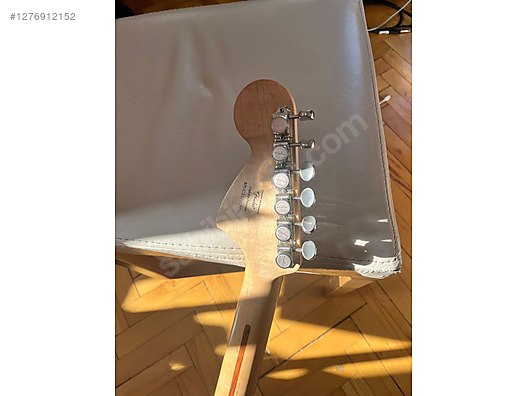 Squier Elektro Gitar