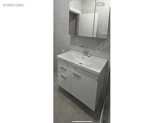 Used & Brand New Items / Garden & Home Improvement / Home Improvement / Bathroom & Kitchen / Bathroom Cabinets