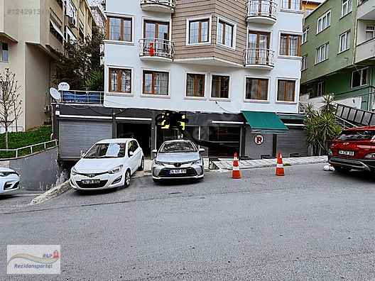 FULYADA KİRALIK METROYA YAKIN TEMİZ 1000 M2 İŞYERİ DÜKKAN MAĞAZA #1242913197