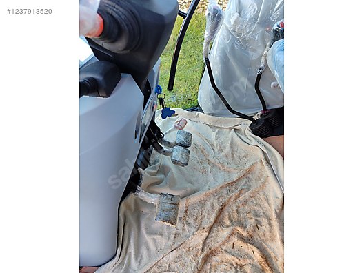 Machinery / Agricultural Machines / Tractors / New Holland / TD5.80