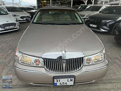 AUTO TURGUT'TAN 1999 LINCOLN TOWN CAR 4.6 SİGNATURE...