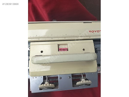 İkinci El ve Sıfır Alışveriş / Antika / Makine / Antika Dikiş Makinesi