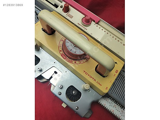 İkinci El ve Sıfır Alışveriş / Antika / Makine / Antika Dikiş Makinesi