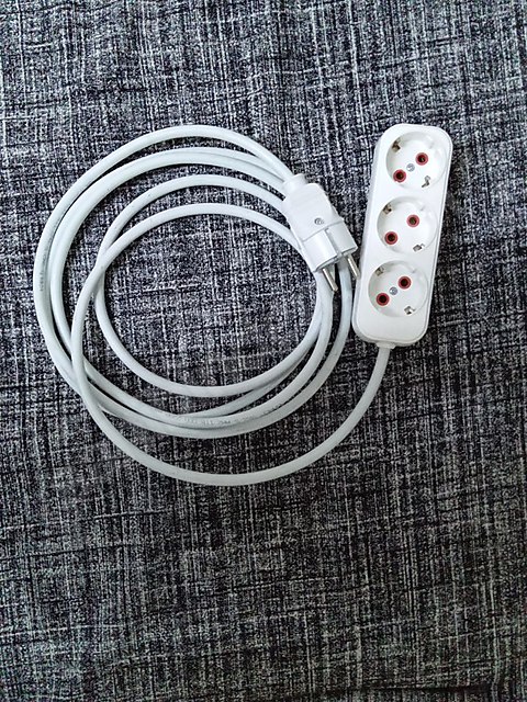 üçlü priz üç metre