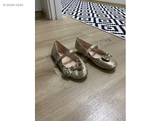 Used & Brand New Items / Clothing & Accessories / Kids' Clothing / Shoes