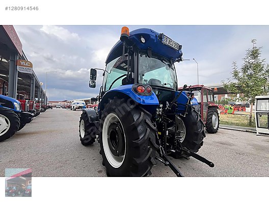 Machinery / Agricultural Machines / Tractors / New Holland / T4.70S