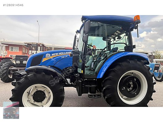 Machinery / Agricultural Machines / Tractors / New Holland / T4.70S