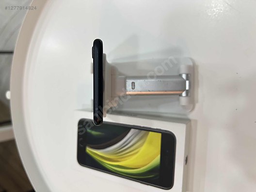 Used & Brand New Items / Cell Phones & Accessories / Cell Phones / Apple / iPhone SE (2nd Gen.)