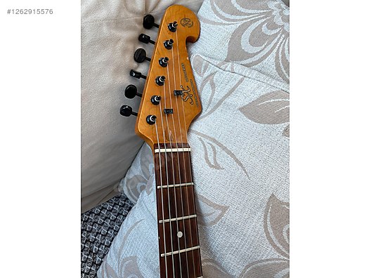 İkinci El ve Sıfır Alışveriş / Müzik / Müzik Aletleri / Telli Çalgılar / Gitar / Elektro