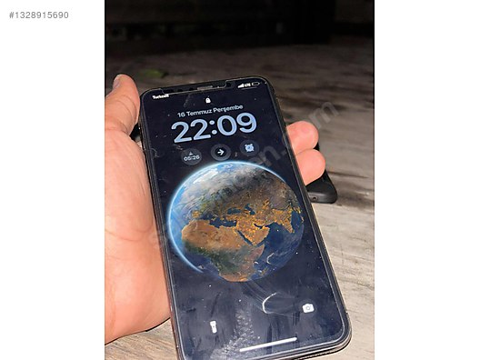Apple / iPhone XS Max / İPHONE XS MAX TÜRKİYE CİHAZI 64 GB on