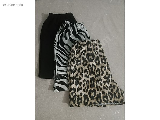 Used & Brand New Items / Clothing & Accessories / Women / Clothing / Shorts