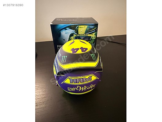 1/2 Bell 2022 Lewis Hamilton Mercedes Petronas Formula 1 Kask on