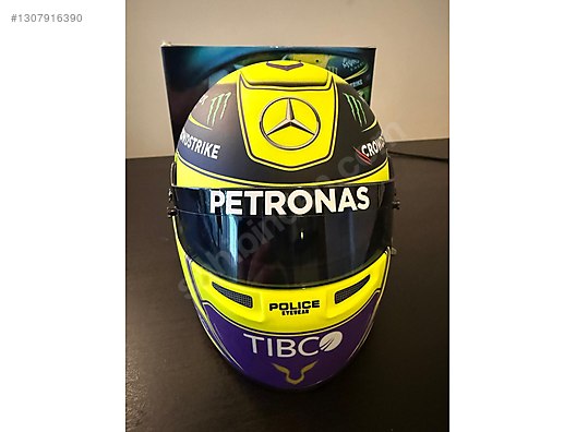 1/2 Bell 2022 Lewis Hamilton Mercedes Petronas Formula 1 Kask on