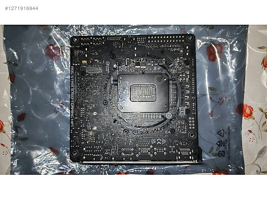 Used & Brand New Items / Computers / Desktops / Desktop Components / Motherboards
